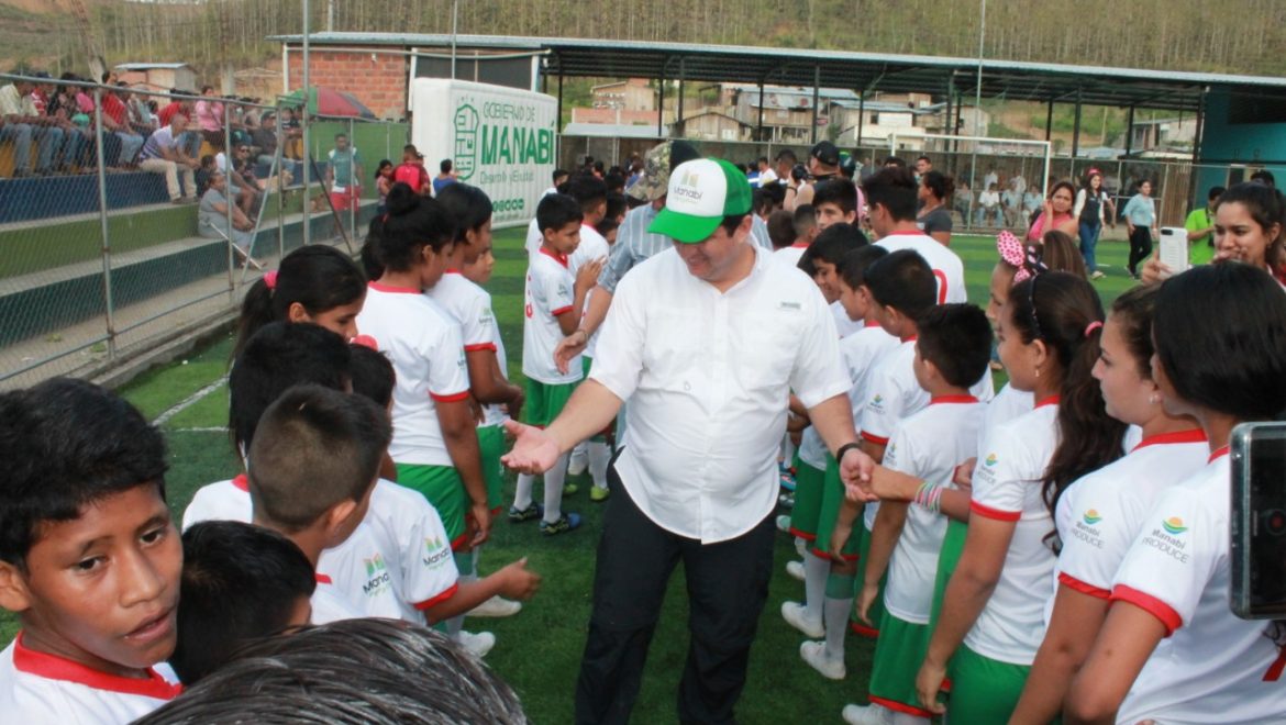 Obras y formación deportiva destacan en Flavio Alfaro