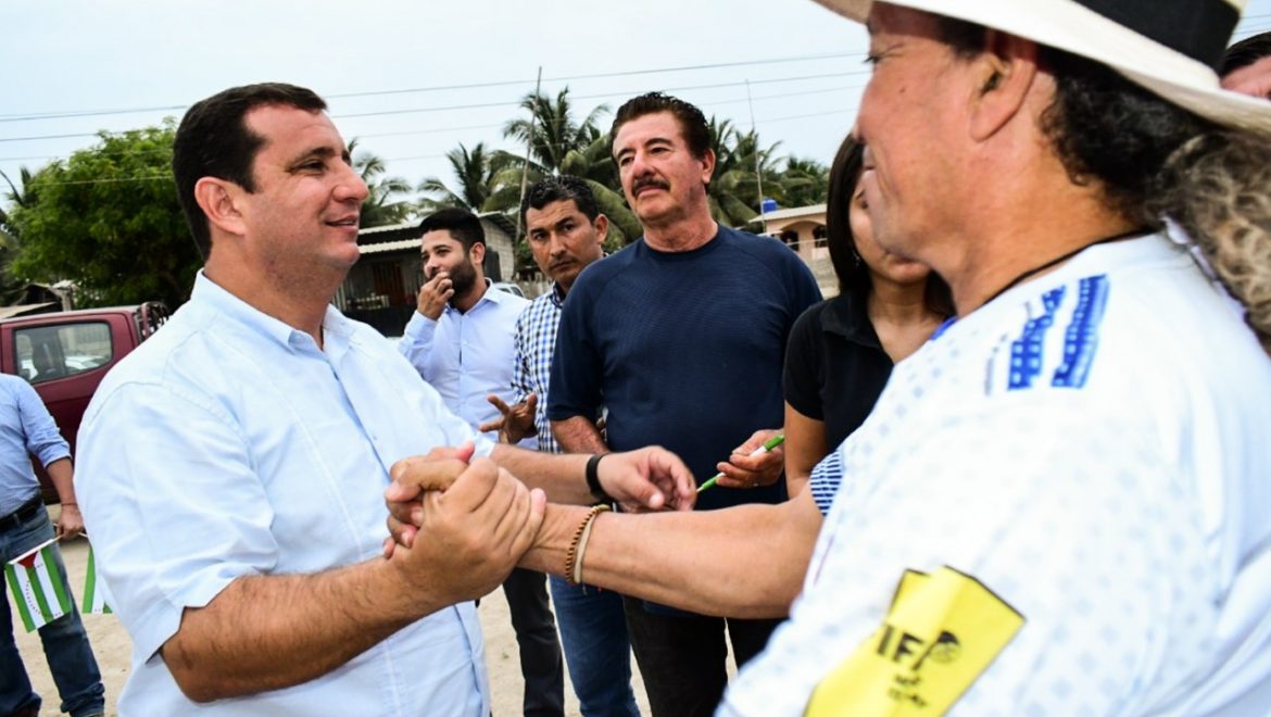 Una vía asfaltada une a Mejía – Zapote – Pechiche