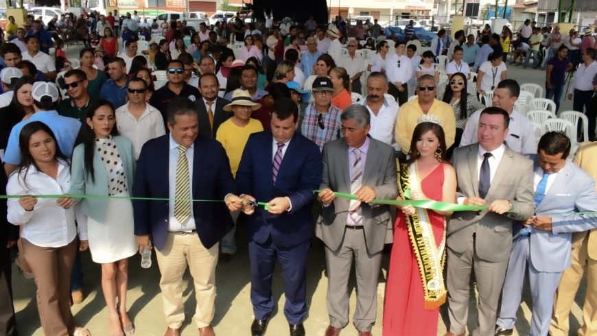 San Isidro de Sucre y Atahualpa de Pedernales recibieron obras de la Prefectura