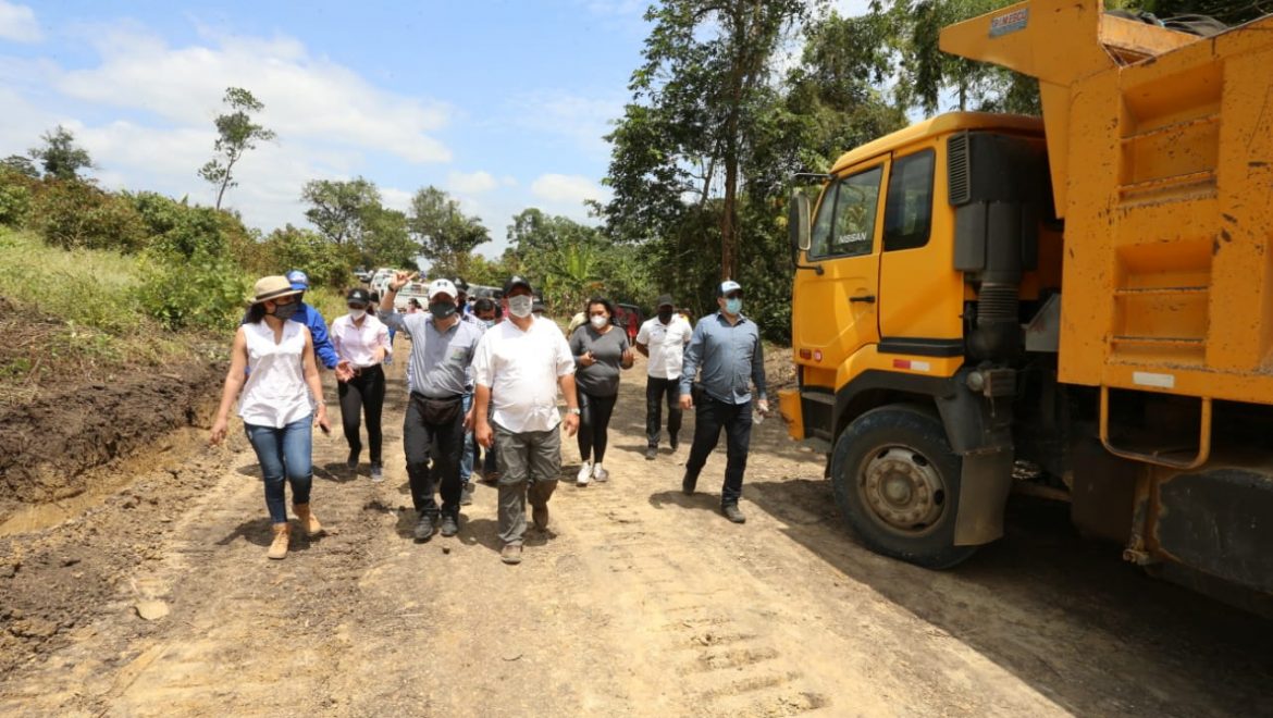 Obras para el desarrollo de 24 de Mayo